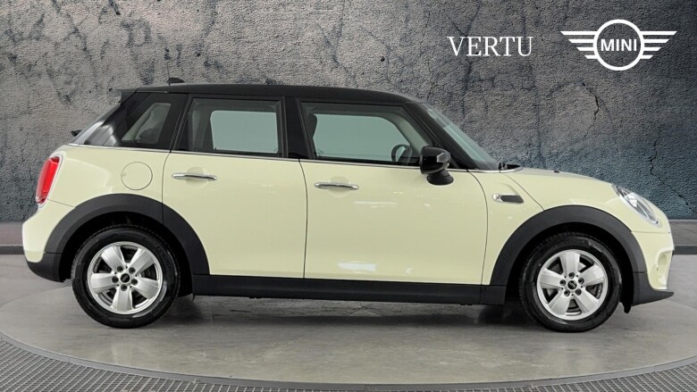 MINI Hatchback 1.5 Cooper Classic II 5dr Petrol Hatchback